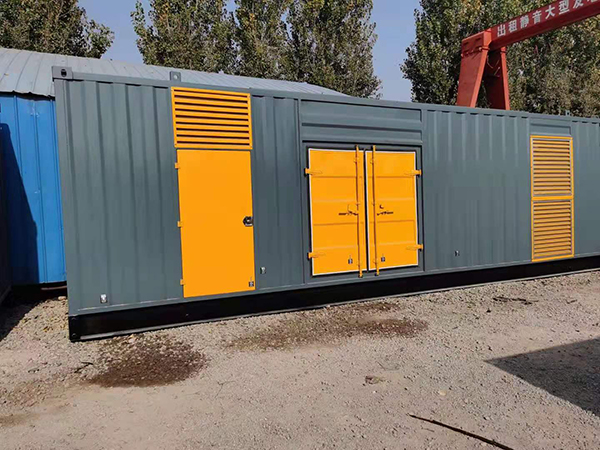 庆城300kw 柴油发电机组用多大的空气开关？