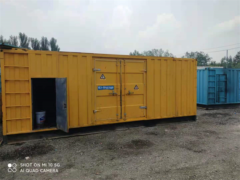 庆城200KW柴油发电机组需要配备什么型号的电缆线？