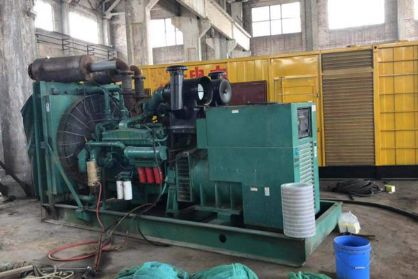 庆城发电机组的空气滤清器应该如何保养？