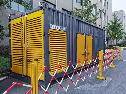 庆城如何使用转速表检查发动机的转速？