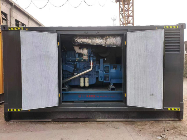 庆城柴油发电机组的电瓶应该如何选择？